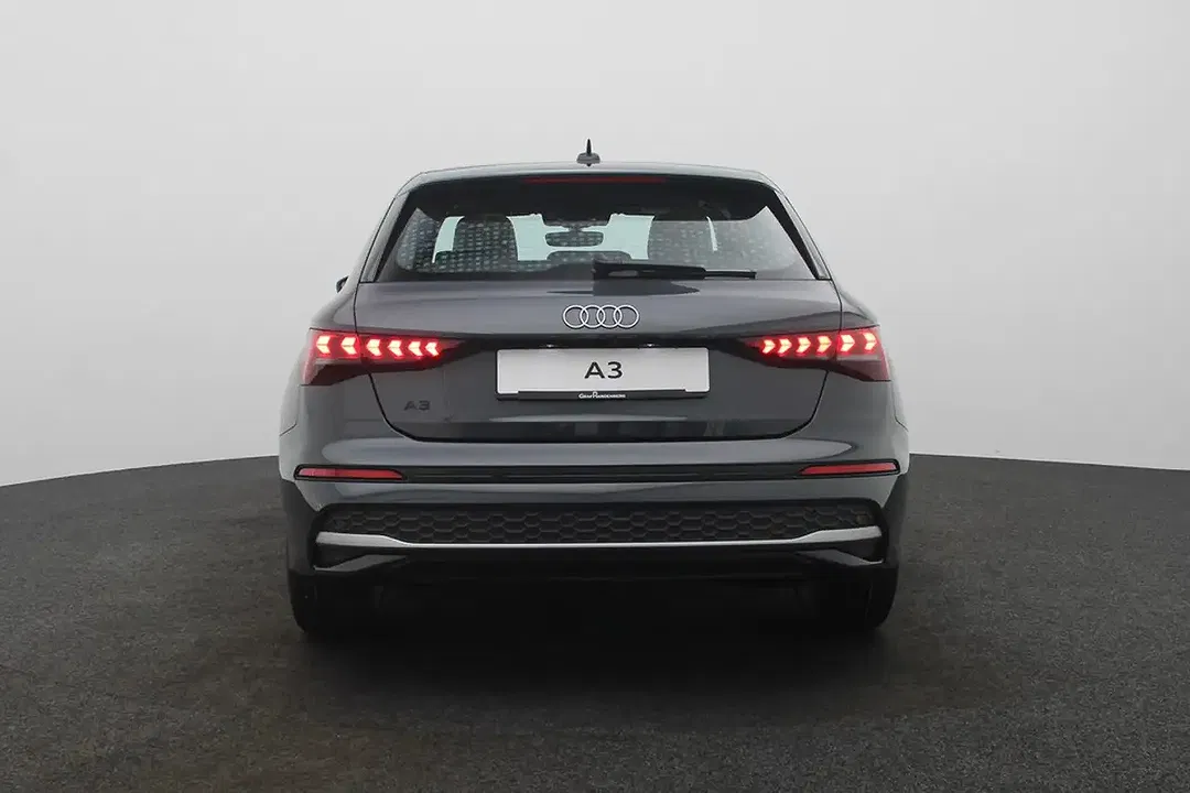 Audi A3 - Thumbnail 4