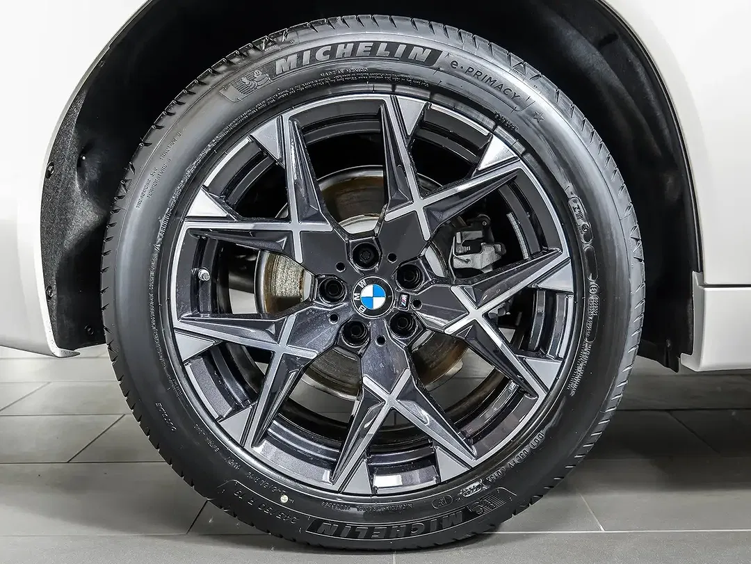 BMW X3 - Thumbnail 4