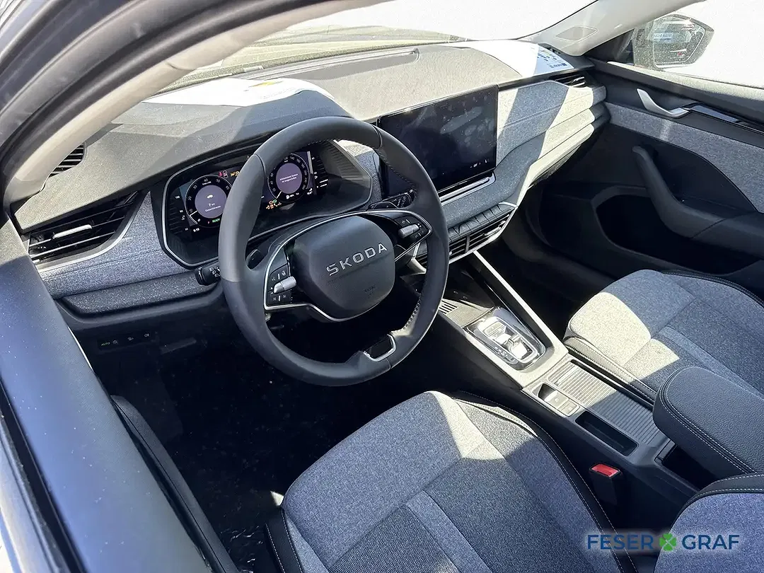 Skoda Octavia - Thumbnail 5