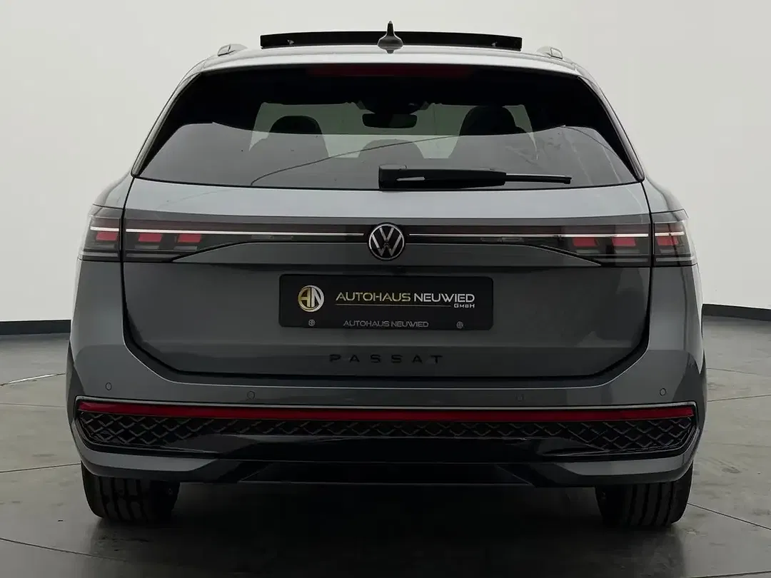 Volkswagen Passat Variant - Thumbnail 9