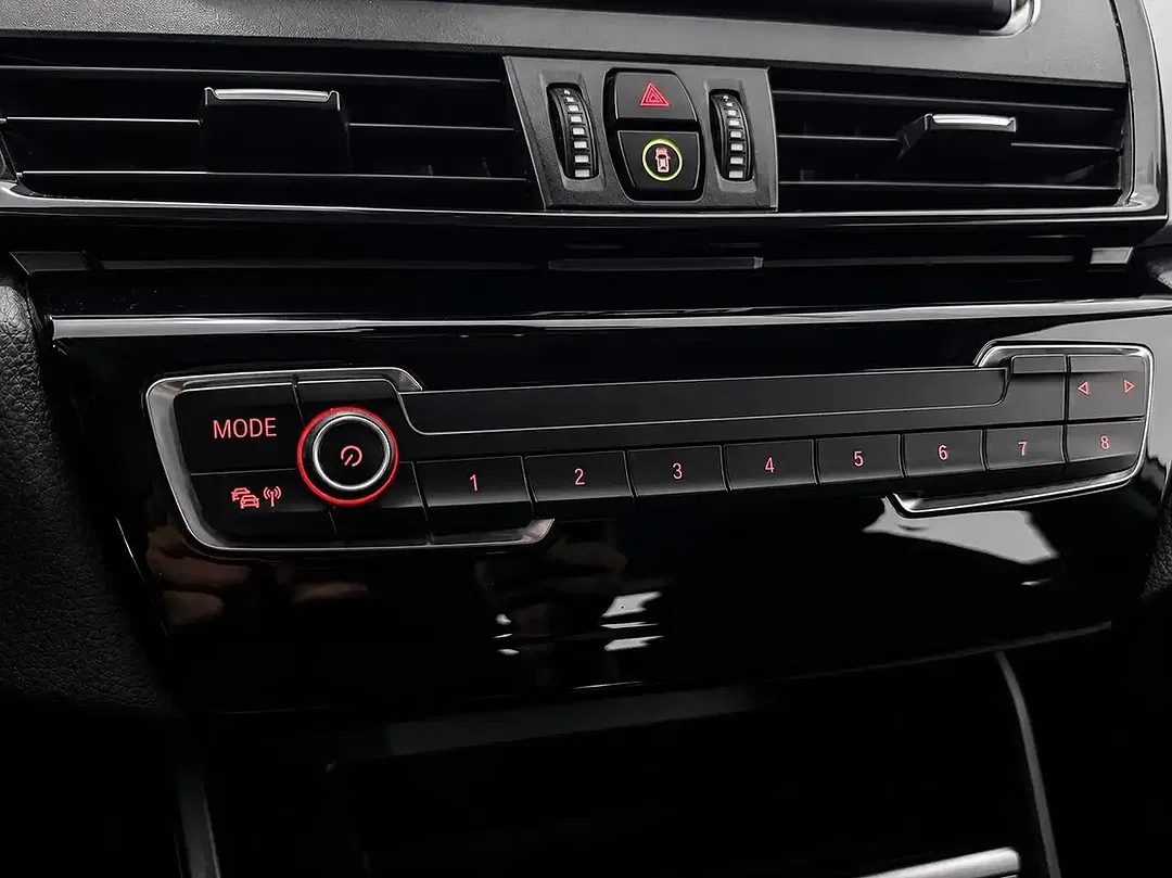 BMW 218 - Thumbnail 10