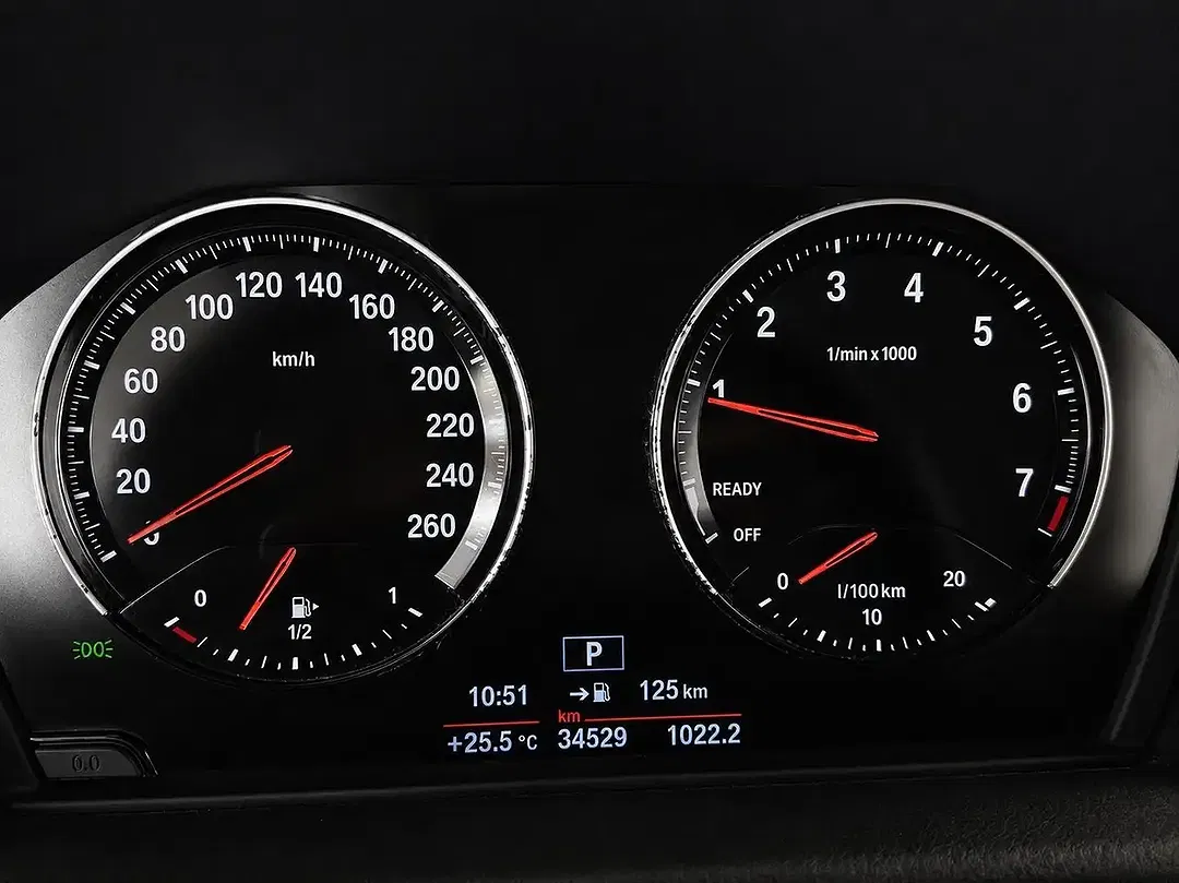 BMW 218 - Thumbnail 4