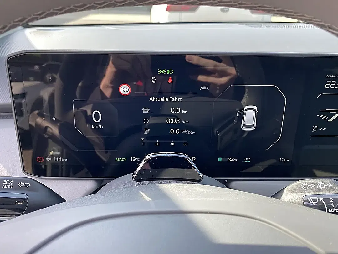 Kia EV3 - Thumbnail 7