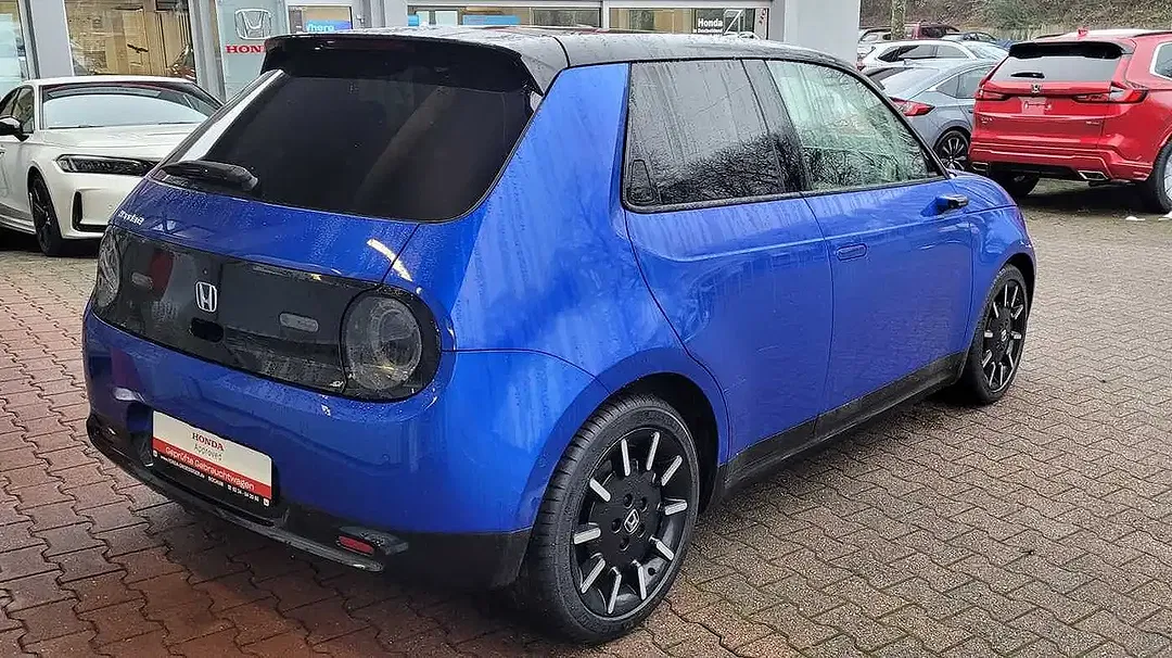 Honda e - Thumbnail 2