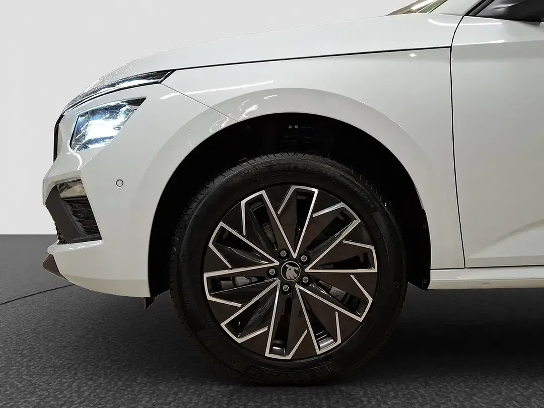Skoda Kamiq - Thumbnail 3