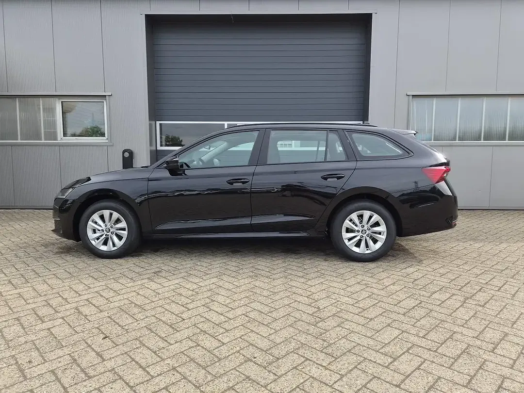 Skoda Octavia - Thumbnail 1