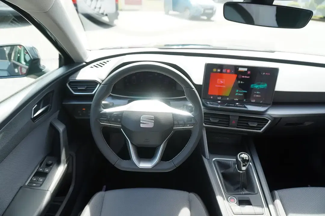 SEAT Leon - Thumbnail 10