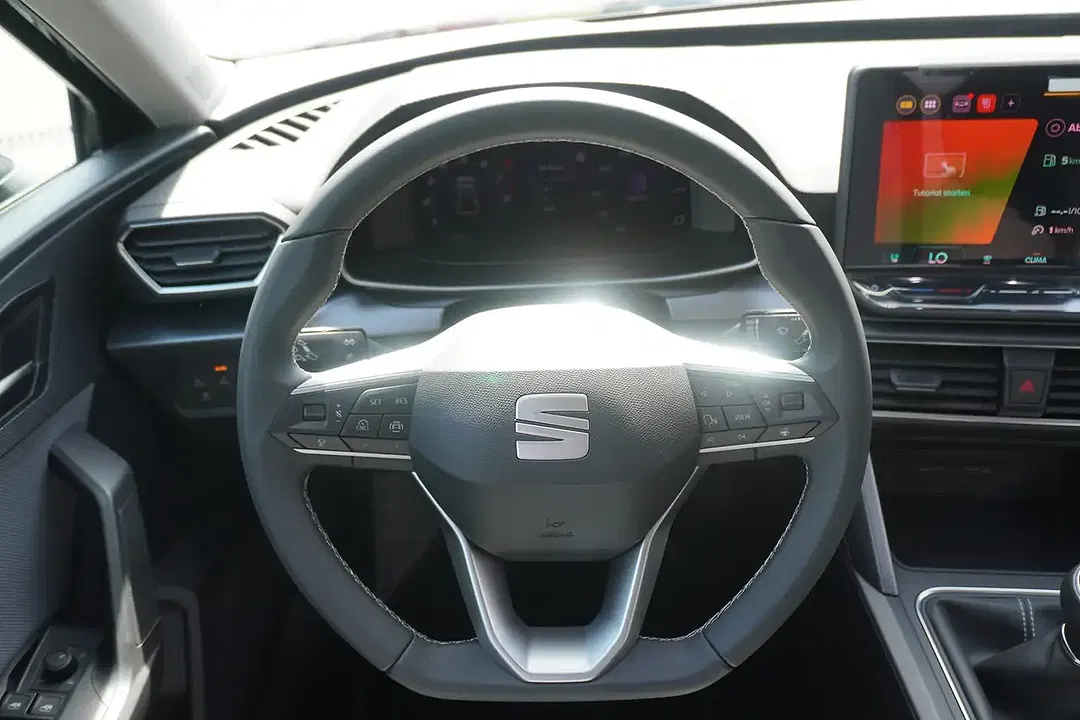 SEAT Leon - Thumbnail 11