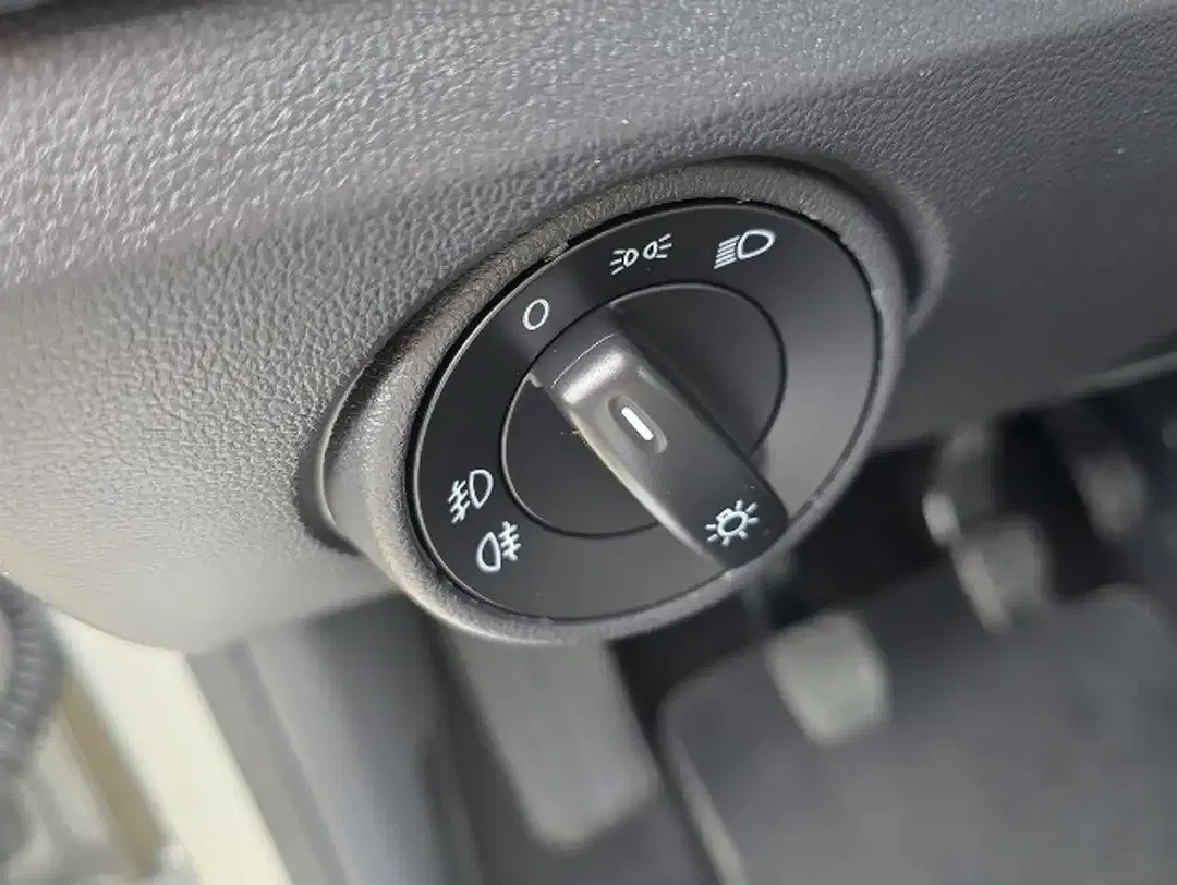 Volkswagen up! - Thumbnail 10