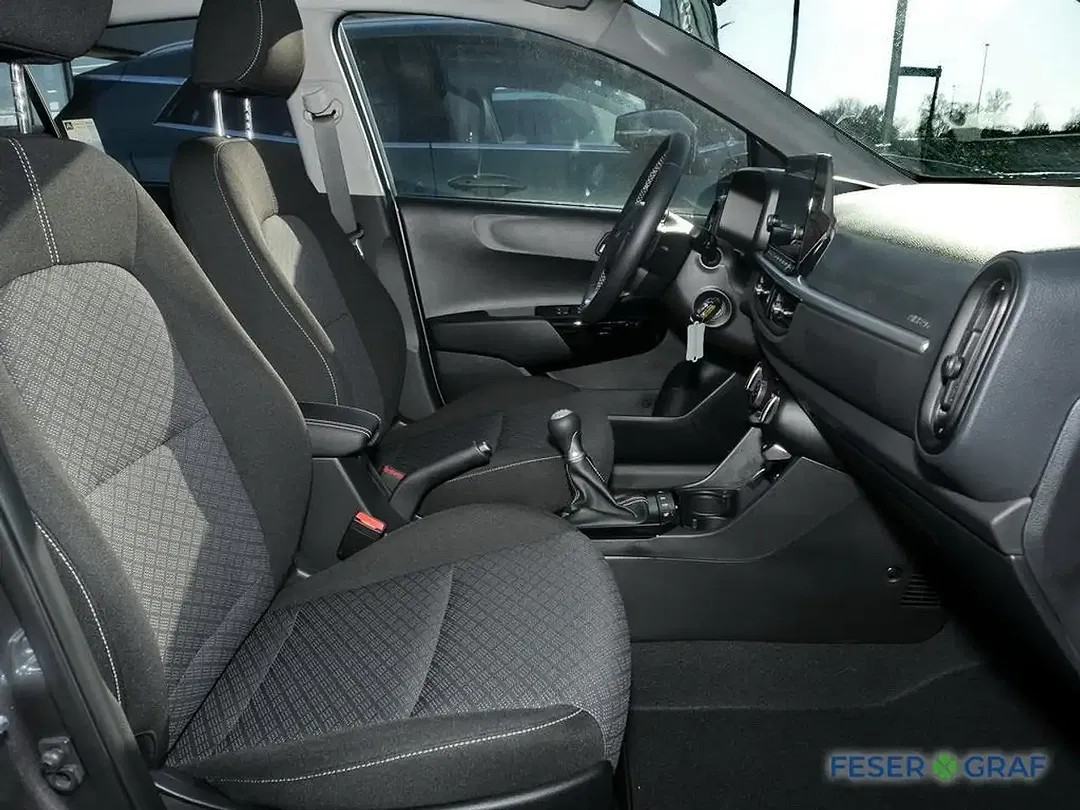 Kia Picanto - Thumbnail 4
