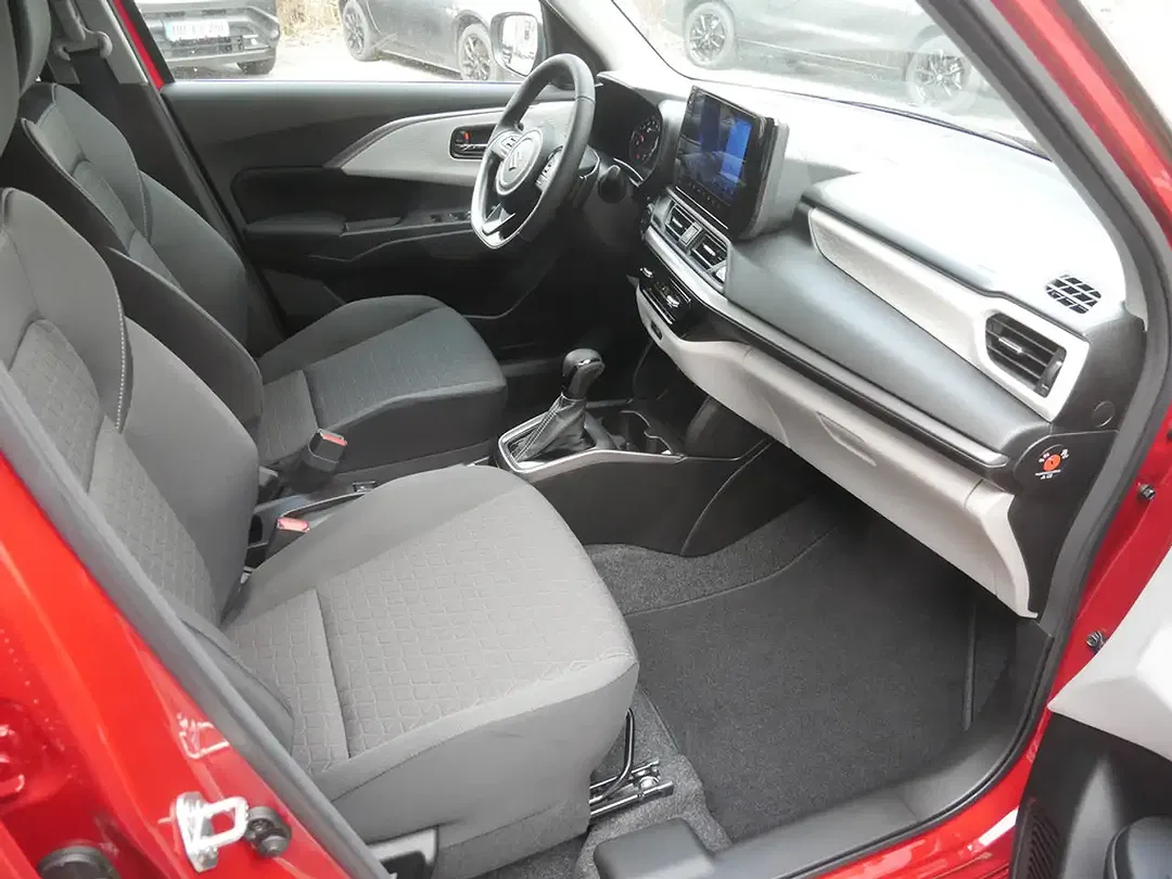 Suzuki Swift - Thumbnail 6