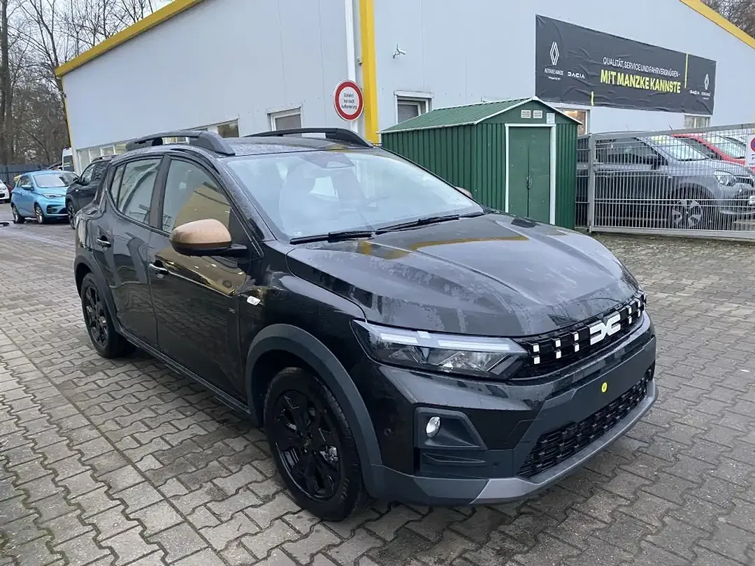 Dacia Sandero - Thumbnail 3