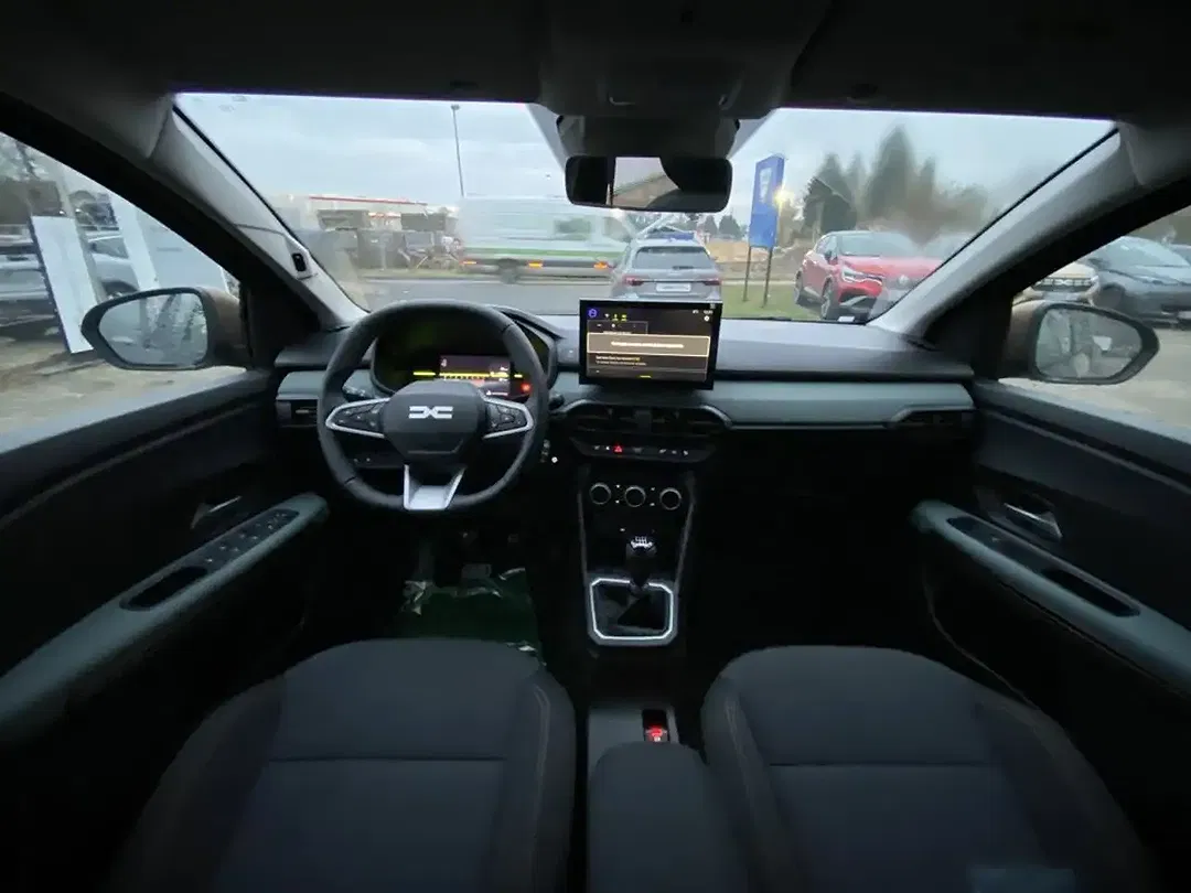 Dacia Sandero - Thumbnail 9