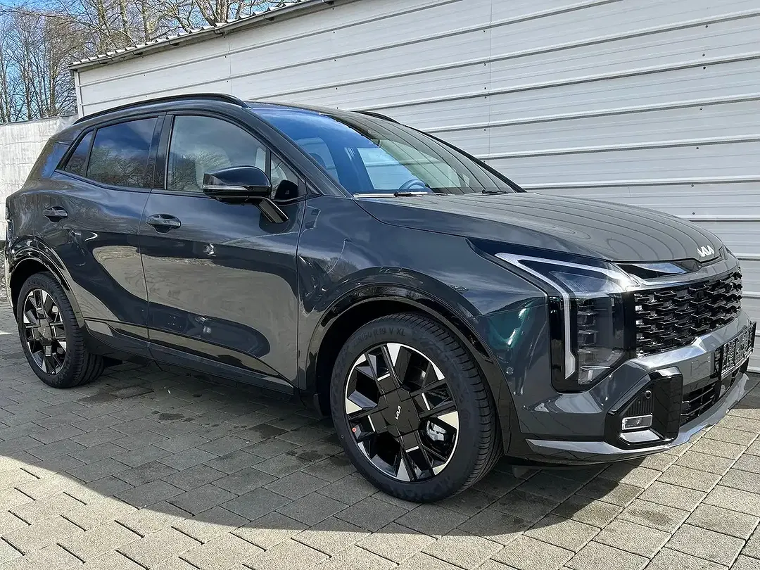 Kia Sportage - Thumbnail 1