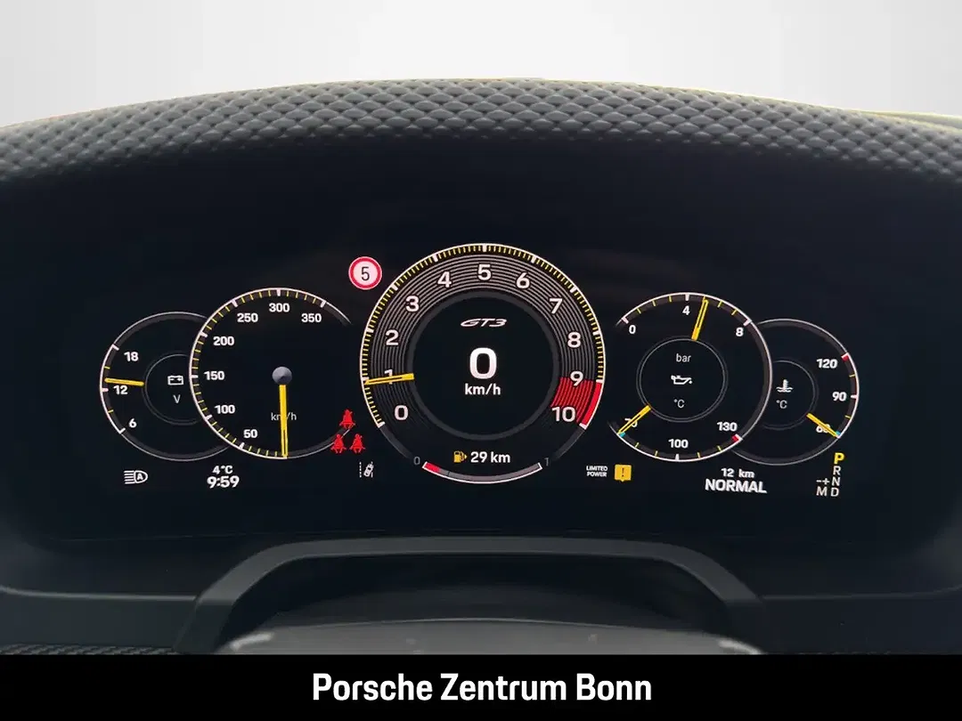 Porsche 992 - Thumbnail 11