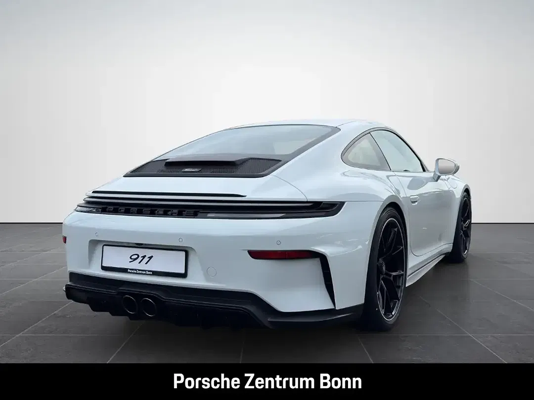 Porsche 992 - Thumbnail 5