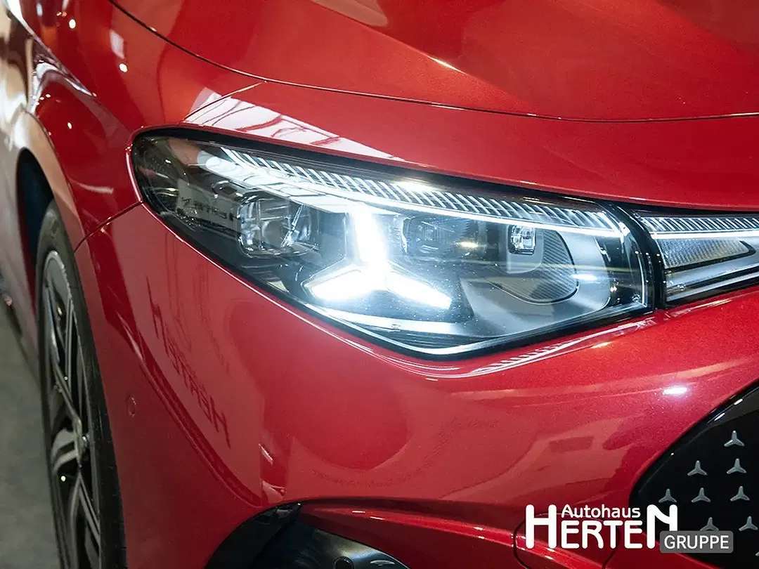 Mercedes-Benz CLA 250 - Thumbnail 13