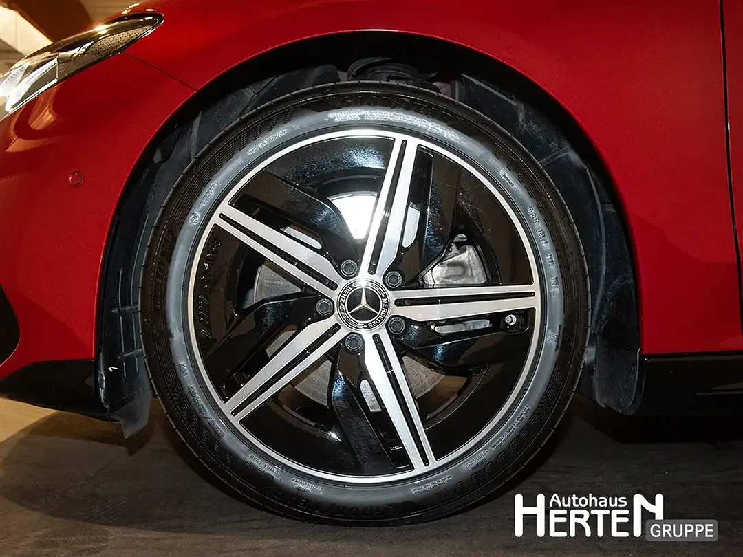 Mercedes-Benz CLA 250 - Thumbnail 5