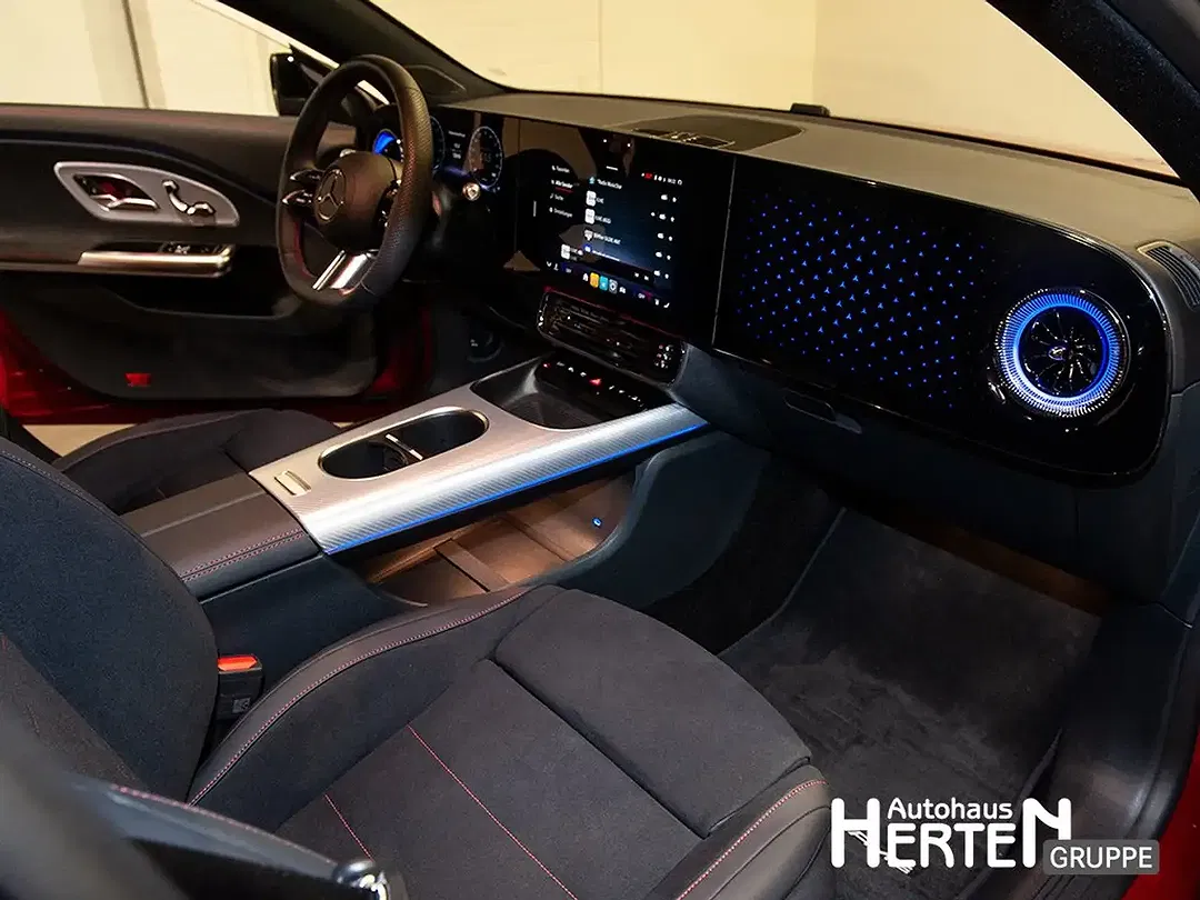 Mercedes-Benz CLA 250 - Thumbnail 6