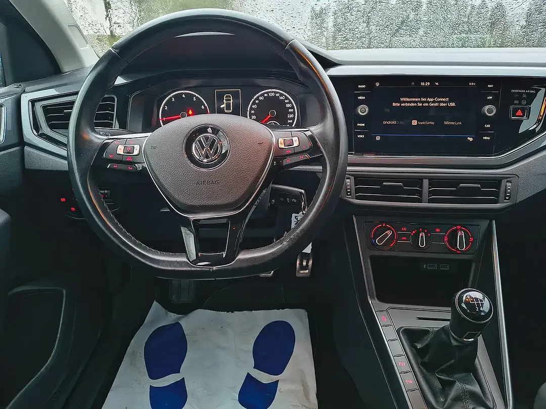 Volkswagen Polo - Thumbnail 10