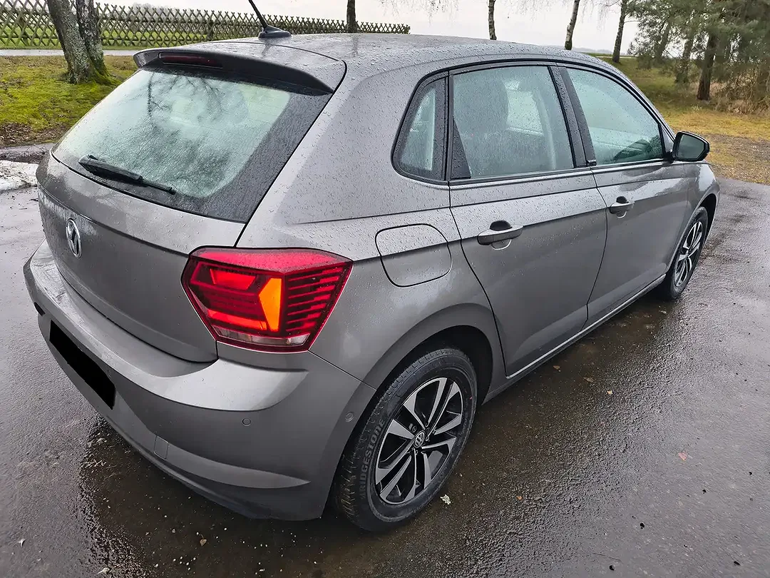 Volkswagen Polo - Thumbnail 5