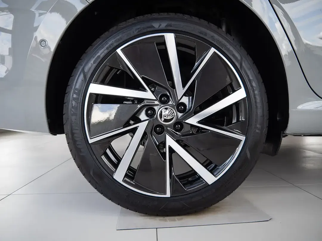 Skoda Scala - Thumbnail 5