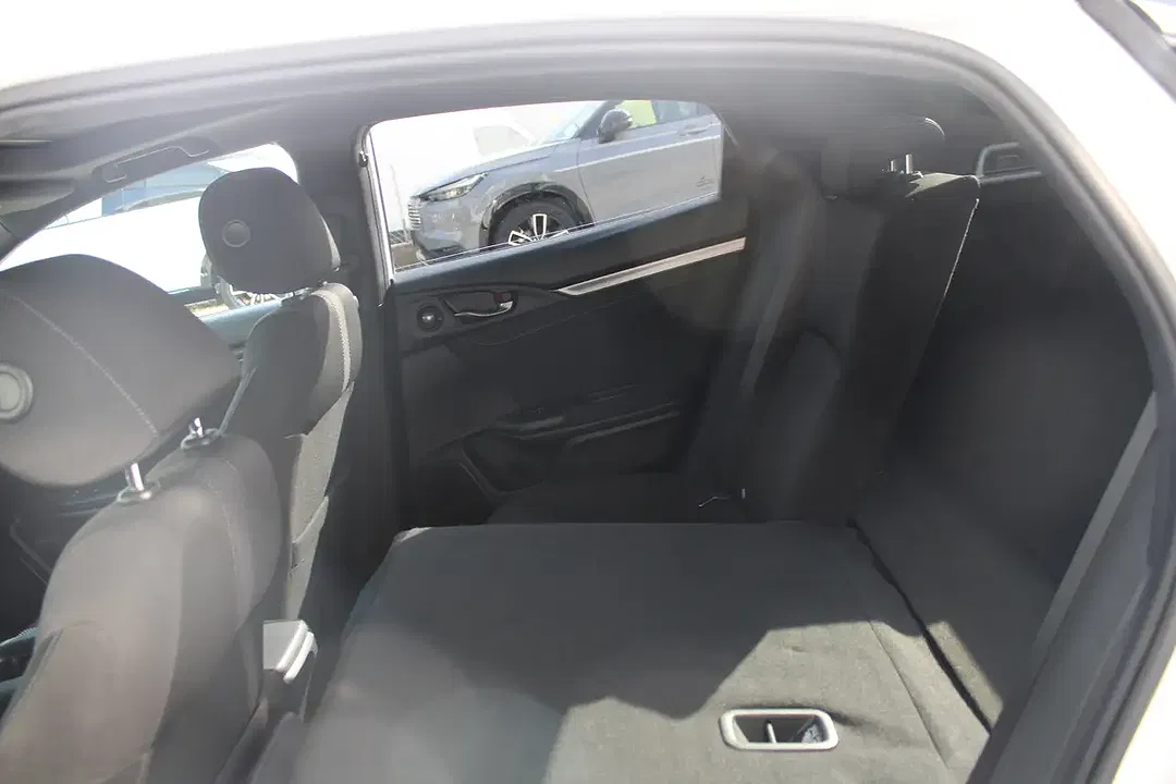 Honda Civic - Thumbnail 11