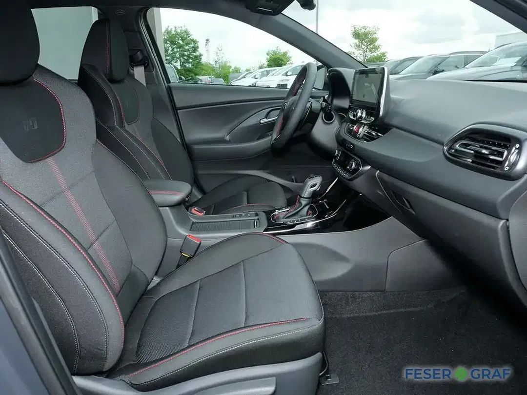 Hyundai i30 - Thumbnail 4