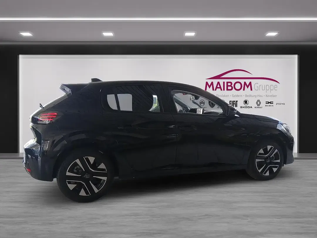 Peugeot 208 - Thumbnail 4
