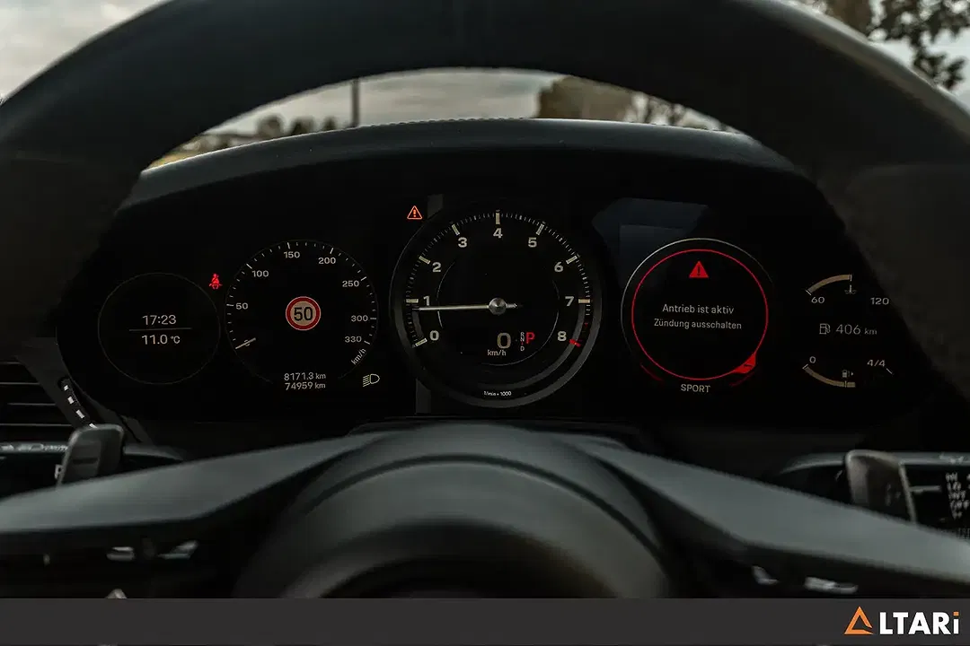 Porsche 992 - Thumbnail 14