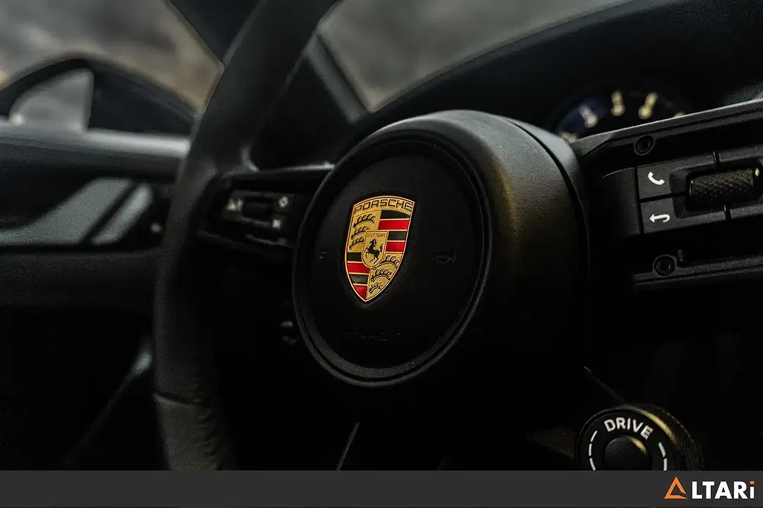Porsche 992 - Thumbnail 15