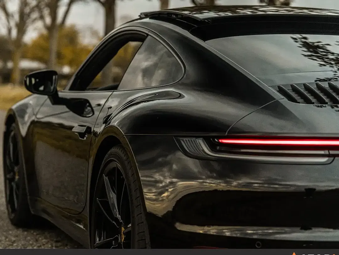 Porsche 992 - Thumbnail 2