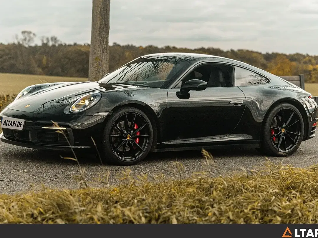 Porsche 992 - Thumbnail 5