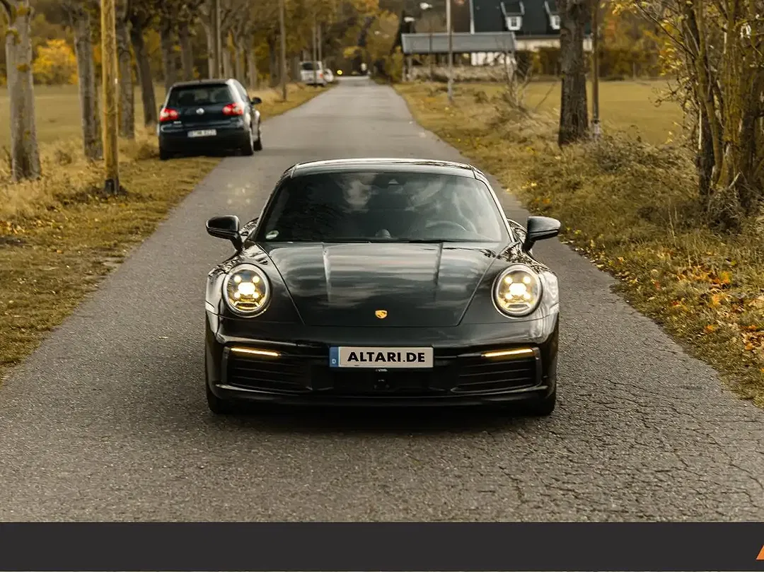Porsche 992 - Thumbnail 6