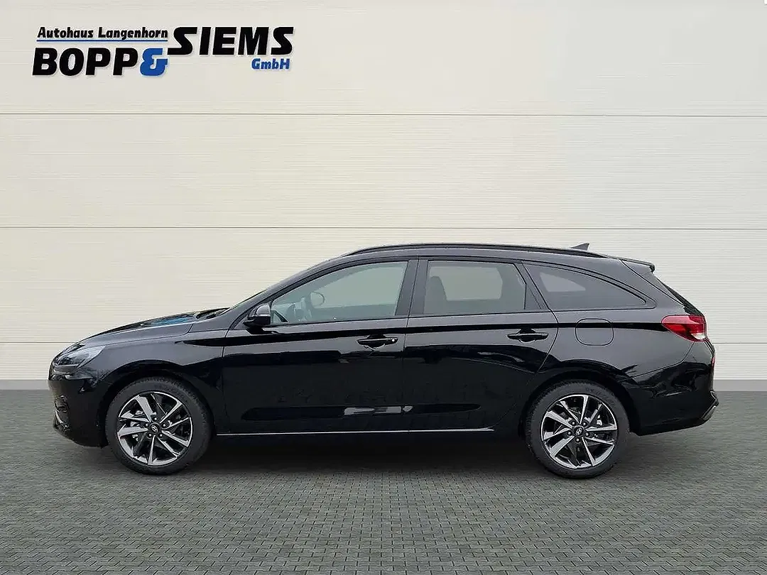 Hyundai i30 - Thumbnail 2