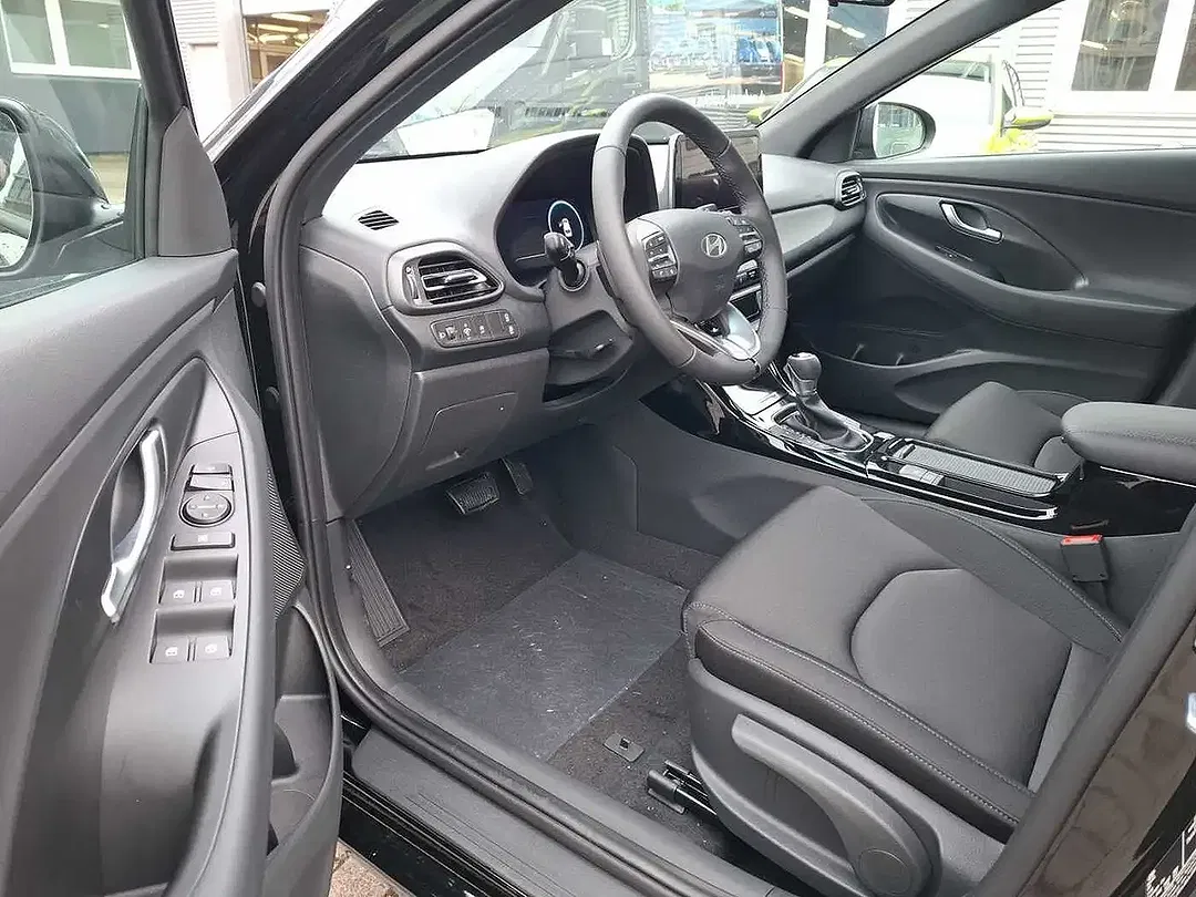 Hyundai i30 - Thumbnail 7