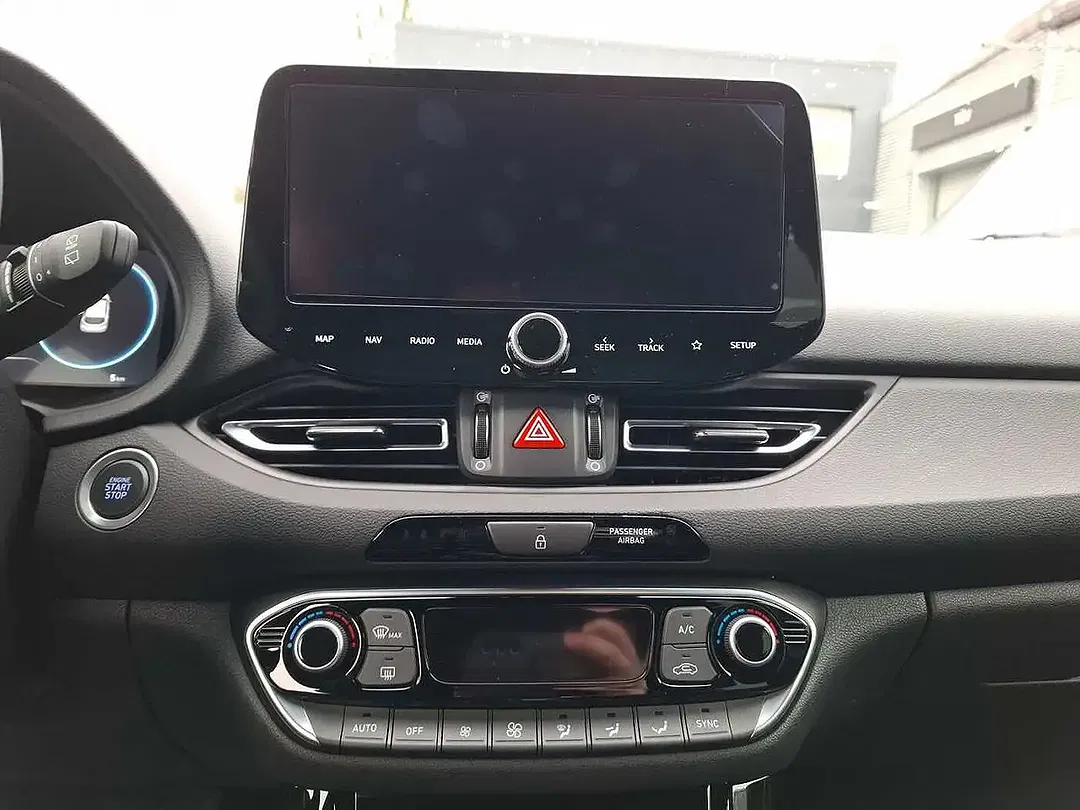Hyundai i30 - Thumbnail 9