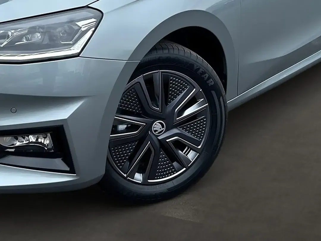 Skoda Fabia - Thumbnail 8
