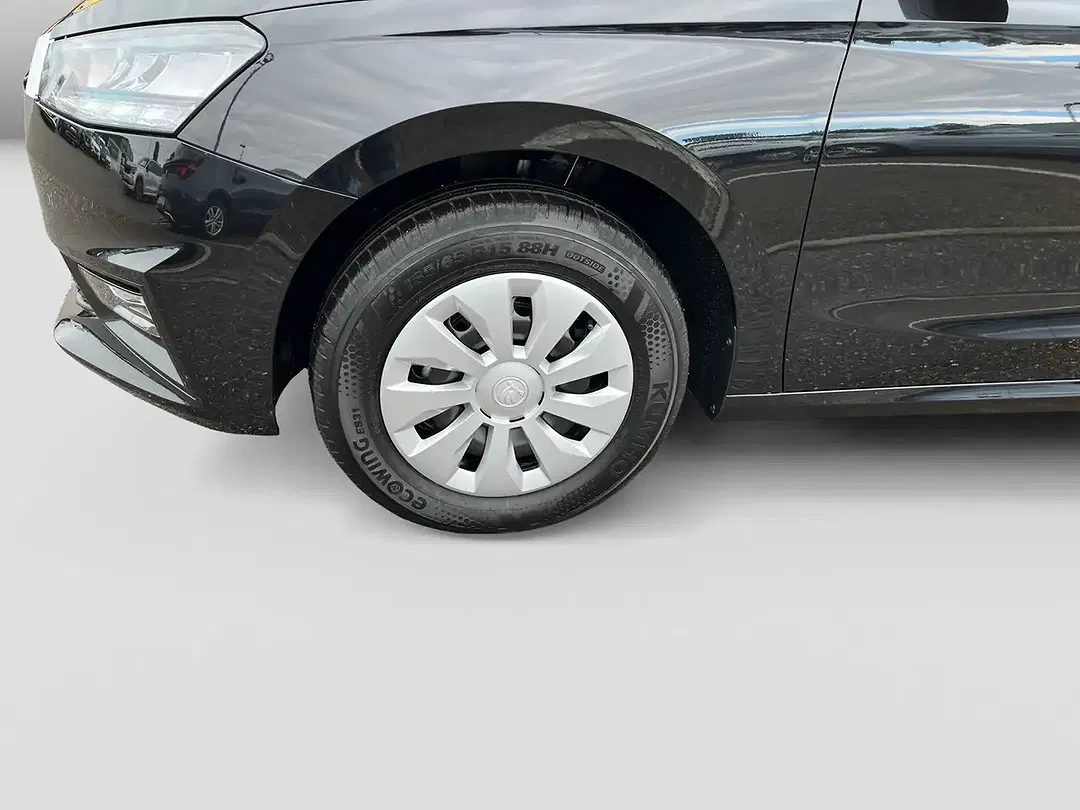 Skoda Fabia - Thumbnail 4