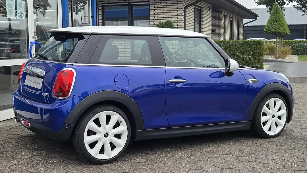 MINI Cooper - Thumbnail 10
