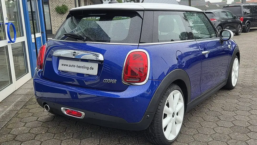 MINI Cooper - Thumbnail 4