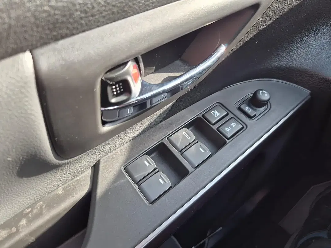Suzuki S-Cross - Thumbnail 13