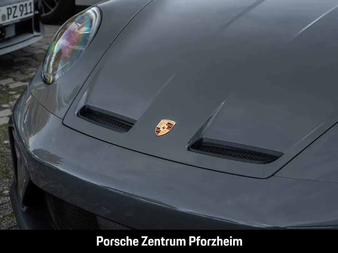 Porsche 992 - Thumbnail 12