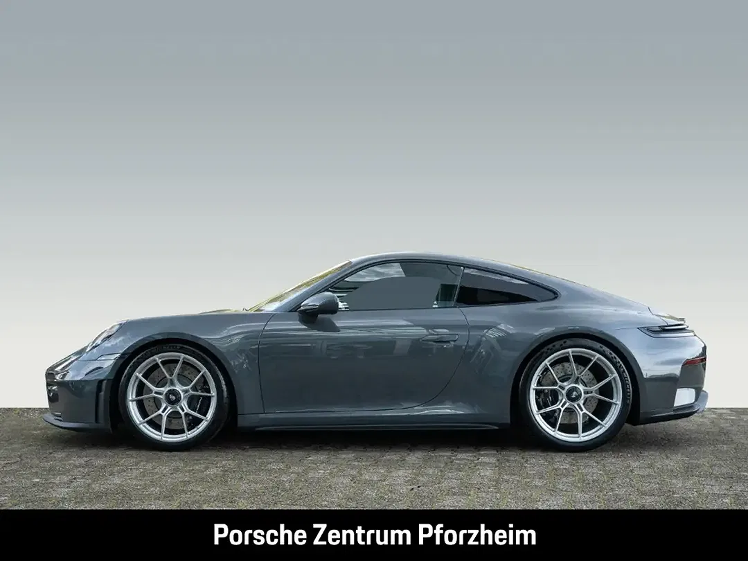 Porsche 992 - Thumbnail 2