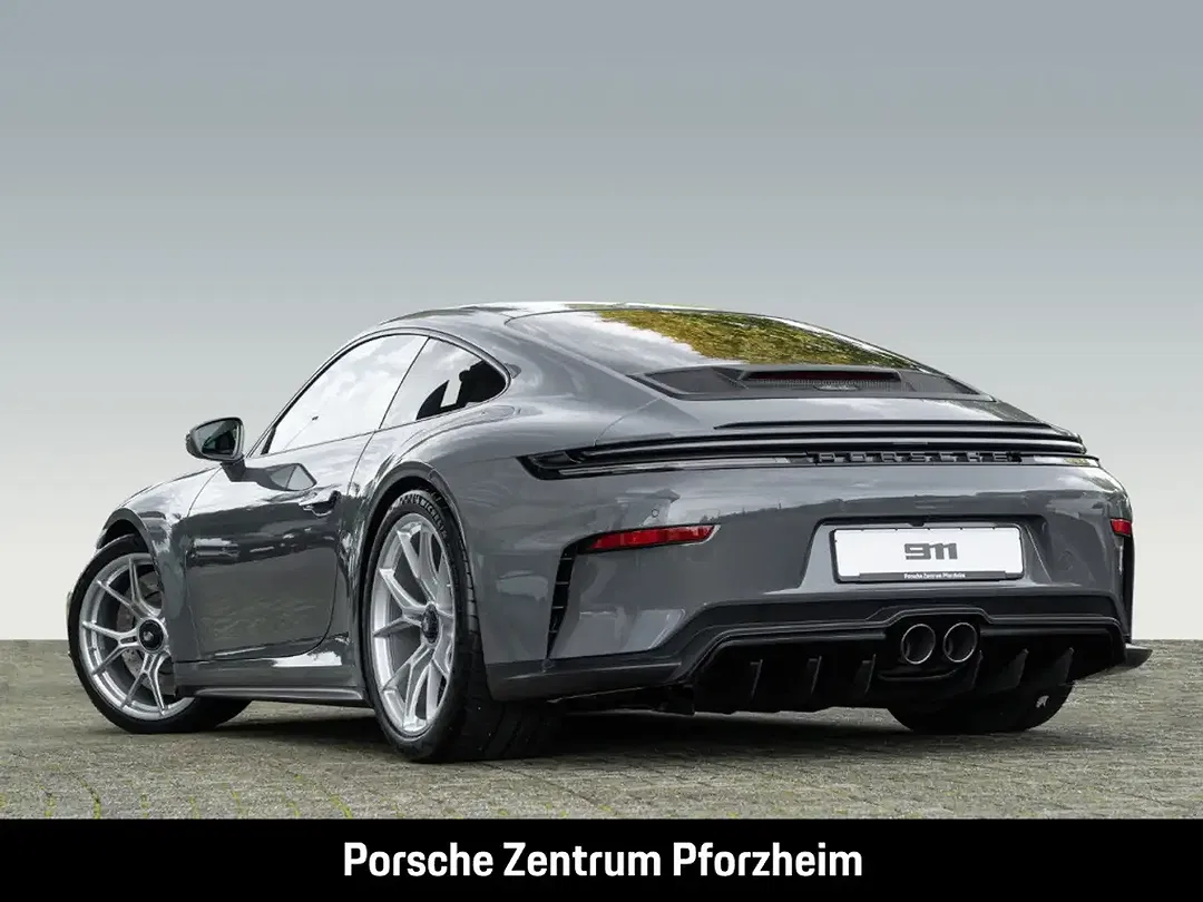 Porsche 992 - Thumbnail 3