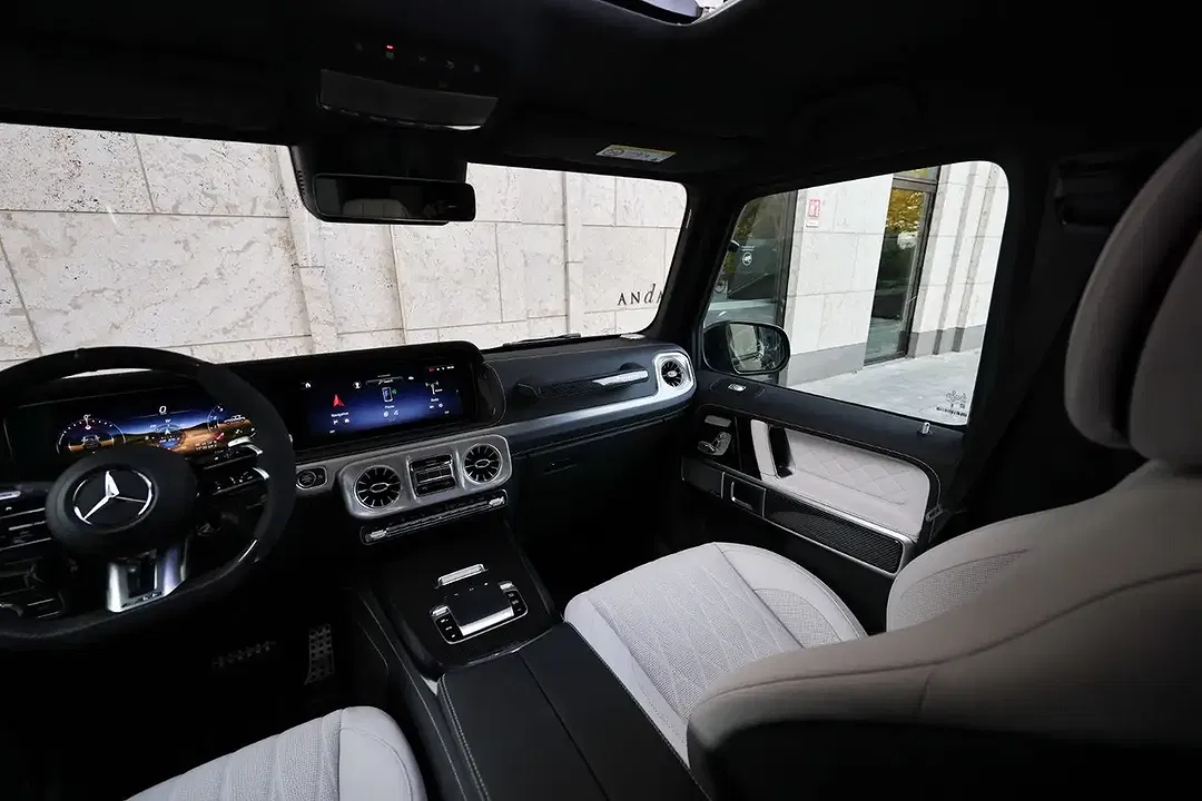 Mercedes-Benz G 63 AMG - Thumbnail 11