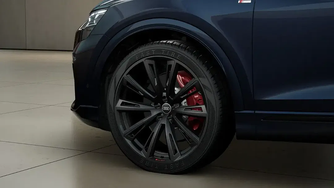 Audi Q8 - Thumbnail 4