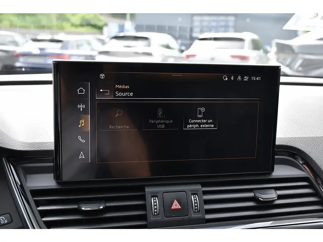 Audi Q5 - Thumbnail 11