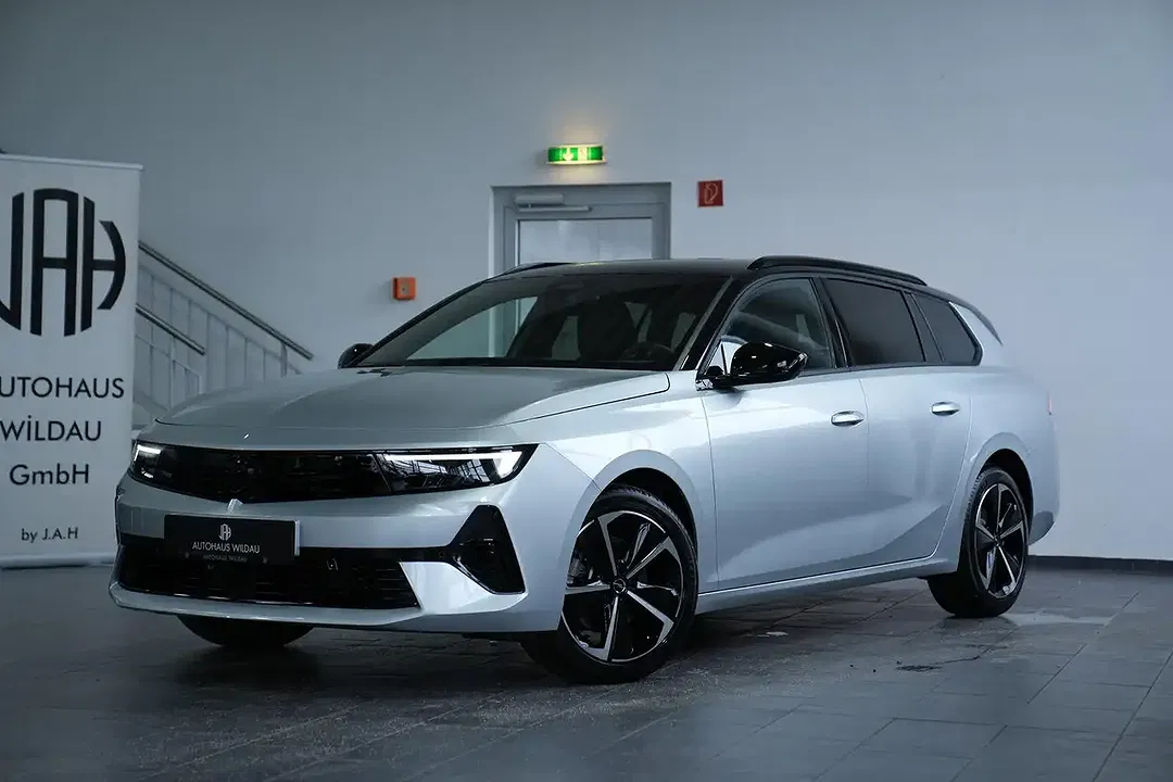 Opel Astra - Thumbnail 1