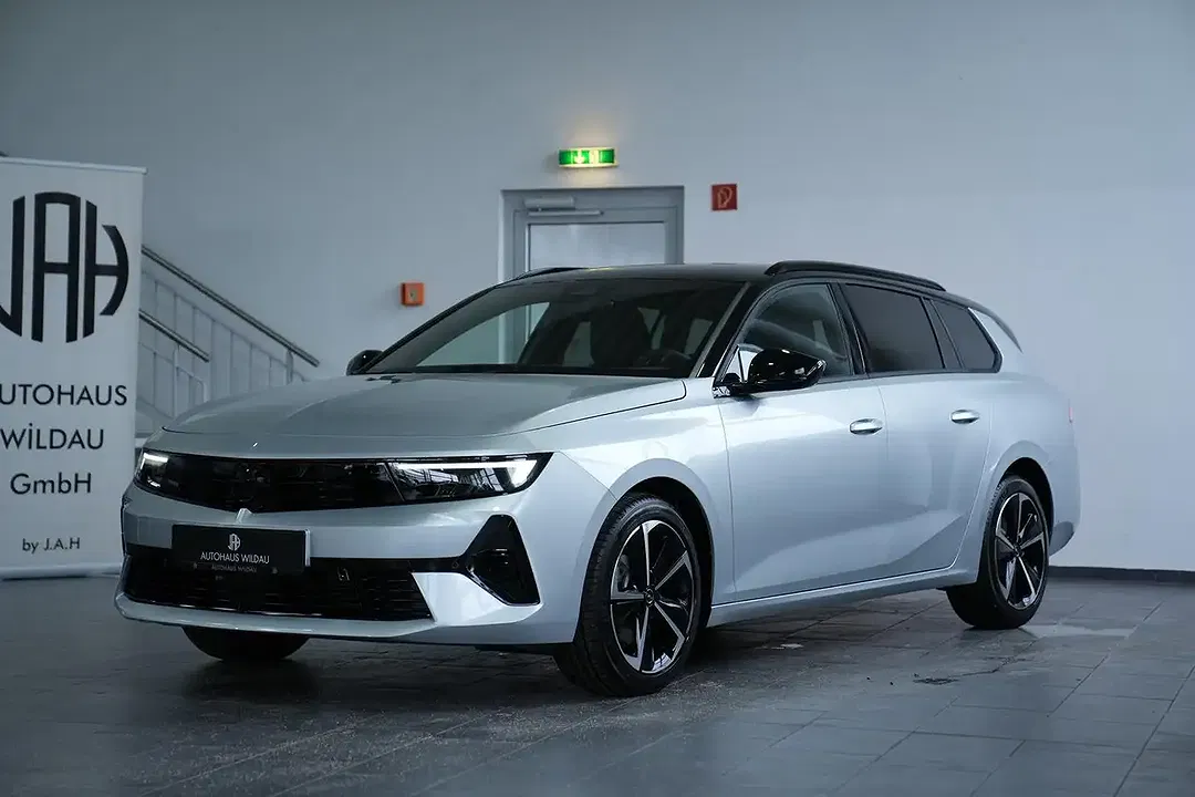 Opel Astra - Thumbnail 3